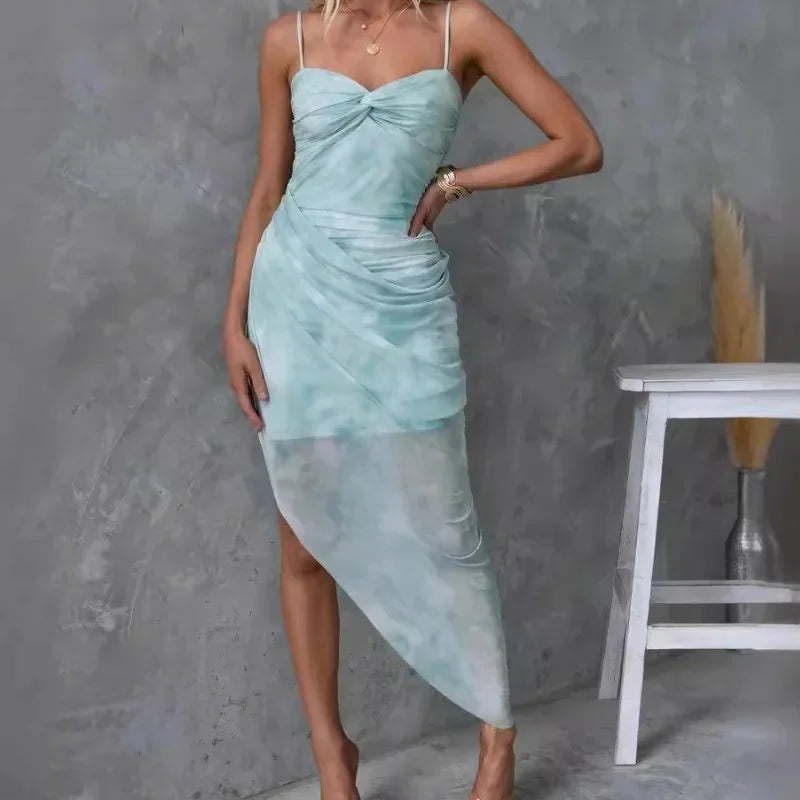 Elin® Fiore Klänning – Asymmetrisk & Rosdrömsk Elegans